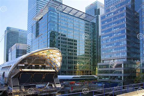 bureau de change canary wharf|Canary Wharf .